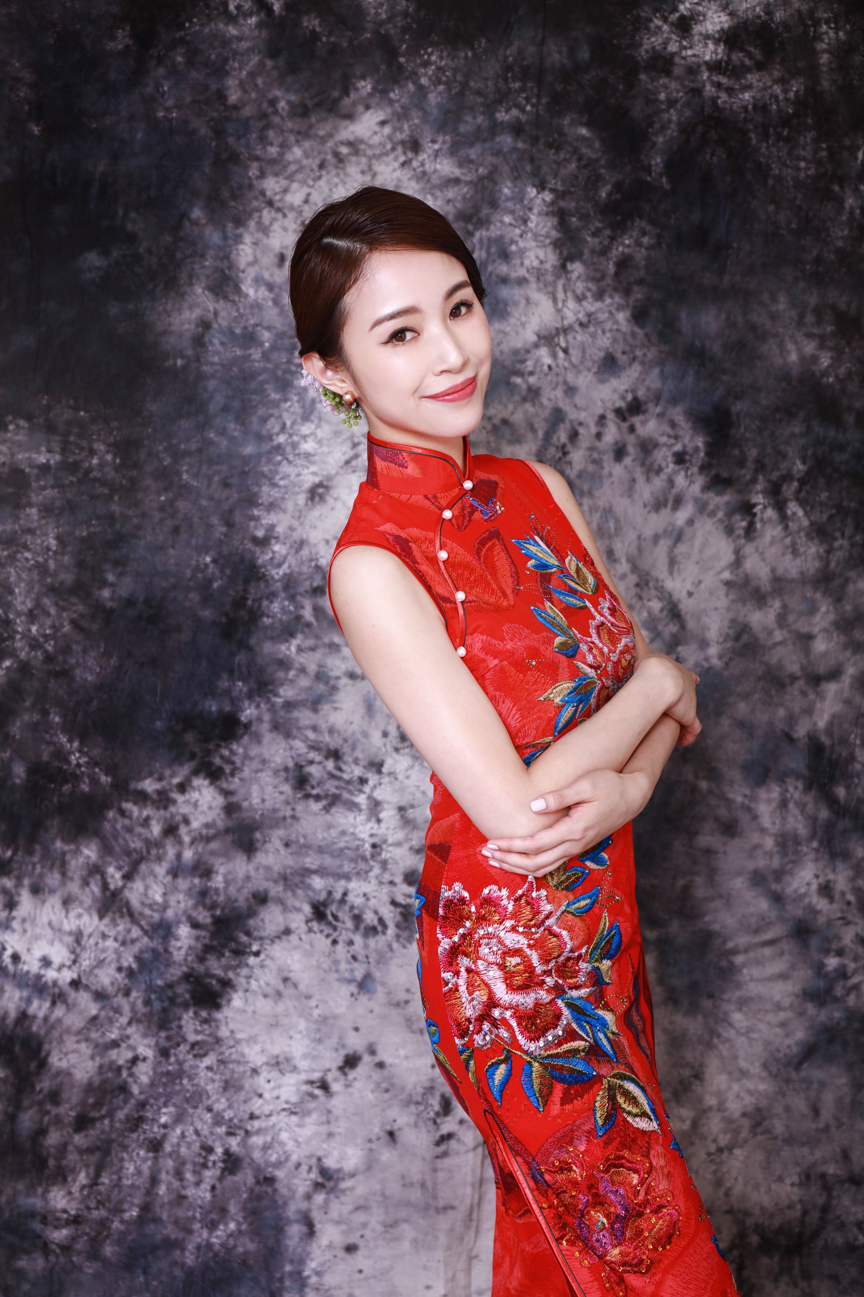 【PEONY】 100% Silk Crystal Cheongsam