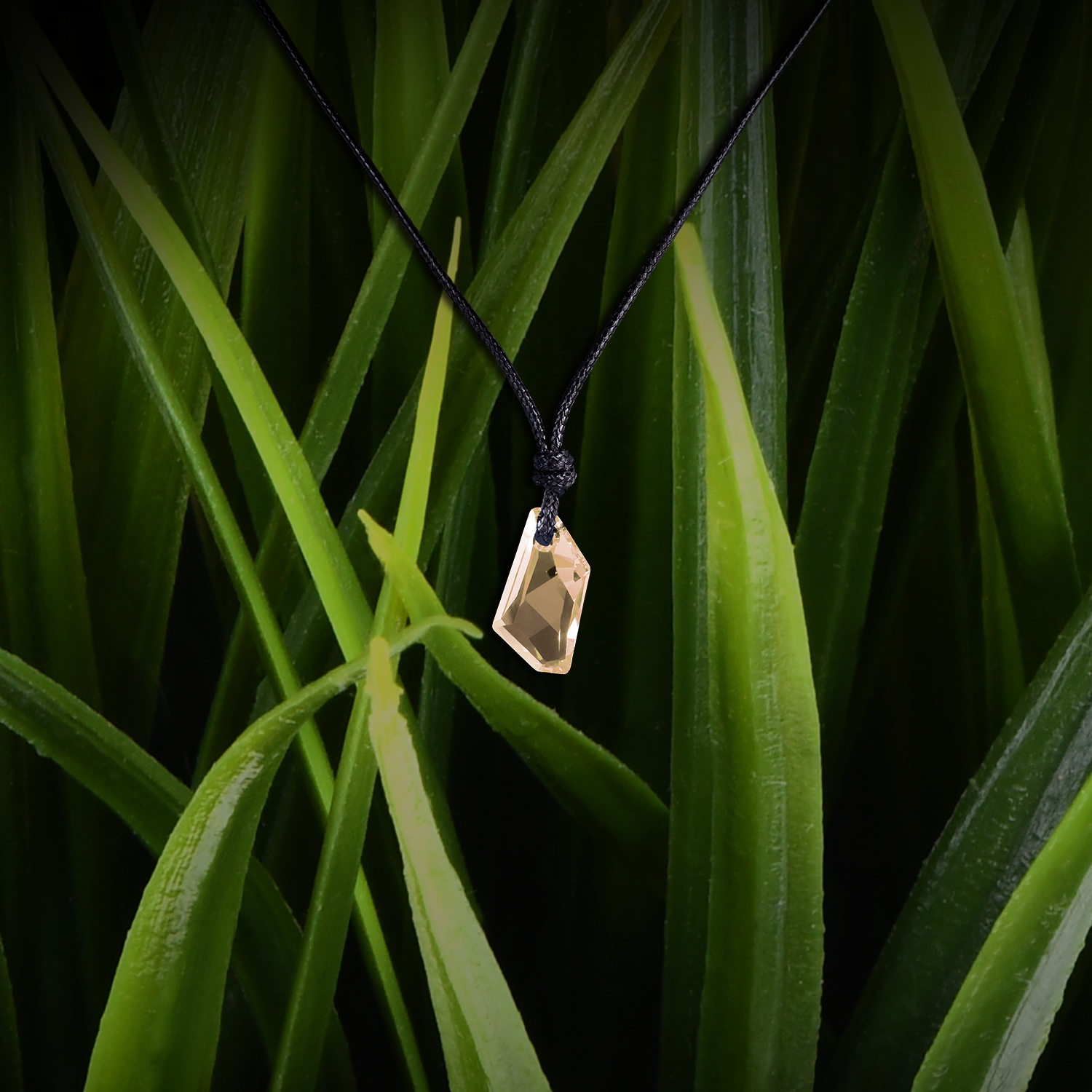 【DE-ART】Polygon Swarovski® Crystal Pendant