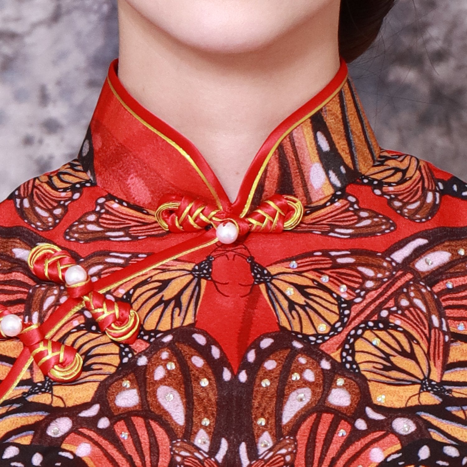 【BUTTERFLY】100% Silk Crystal Cheongsam